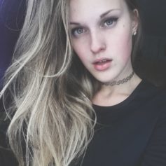 Стейс Крамер